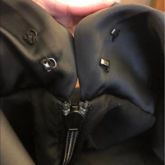 Celeb Boutique Kiera Limited Edition Tuxedo Jumpsuit deep V front Black size XS - Picture 9 of 16